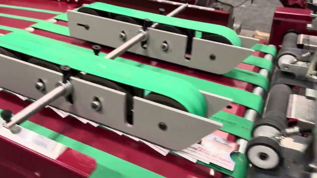 Digi-mollPAK  – Folding and gluing Room Key Cards