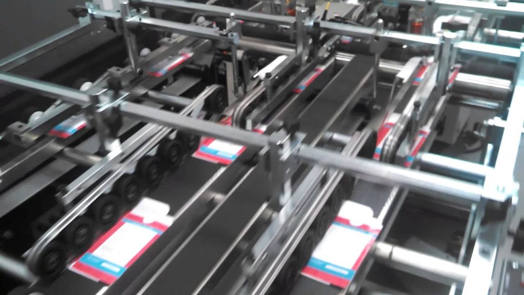 Vantage 720 – Three up Straight line Cartons
